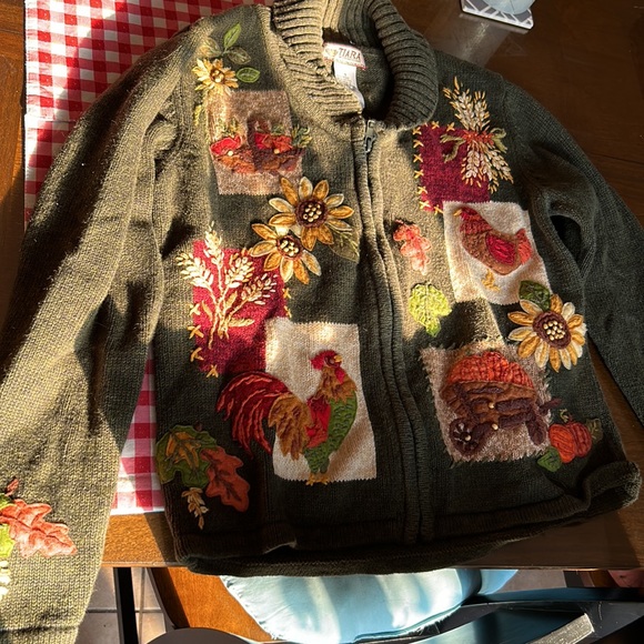 Tiara International Fall Sweater / Zip-Up - Picture 2 of 3